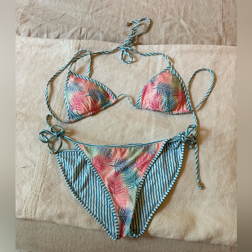 Vineyard Vines Reversible String Bikini - image 1
